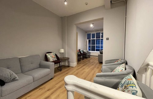 Barbican House | Charming 4 bed Smithfield House with roof terrace