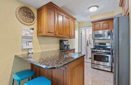 Hoboken Apartment | Charming 4-Bed Urban Oasis Minutes from NYC