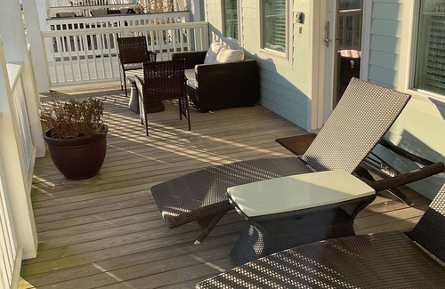 Beachside Village House | Charming 4-bedroom 3 bathroom house in amazing Beachside Village, Galveston