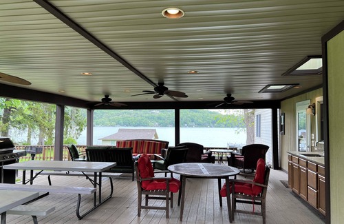 Town of Jerusalem House | Charming 4-bedroom house with WiFi and AC in Branchport