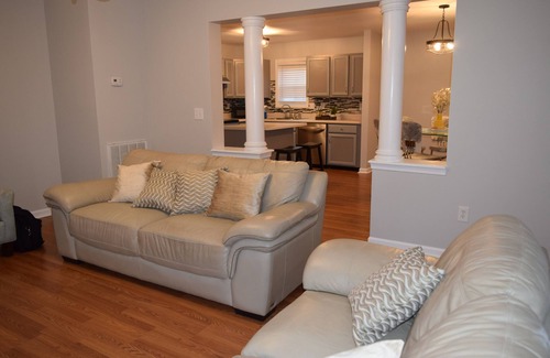Greenville - Spartanburg House | Charming 4-bedroom house in welcoming Greenville with WiFi, AC