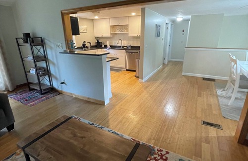 East Sandwich House | Charming 4-bedroom house with AC and WiFi in lovely Sandwich