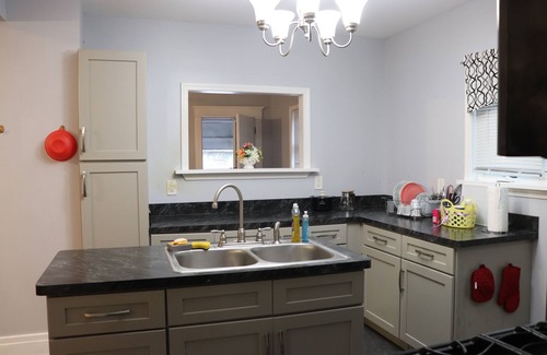 Buffalo House | Charming 4-bedroom house with WiFi, AC in lovely Buffalo