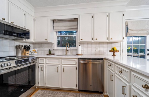 Aiken House | Charming 4-bedroom house with Inground Pool, WiFi, AC in brilliant Aiken