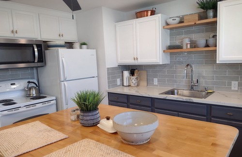 Spokane House | Charming 4-bedroom light and open concept house with in a good area of Spokane