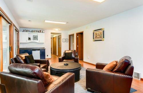 Georgetown Apartment | Charming 4-Bedroom Retreat Near Notre Dame