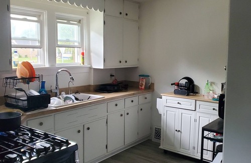 Battle Creek House | Charming 4-bedroom house with WiFi and AC in Battle Creek, Near Casino
