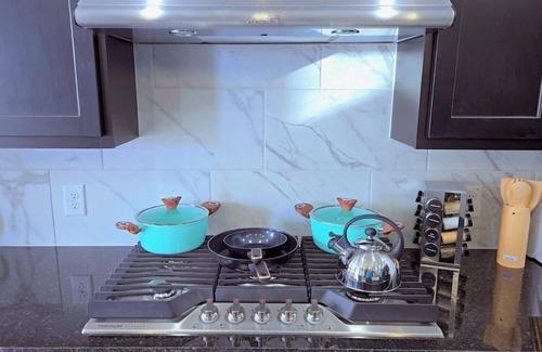 San Antonio House | Charming 4-bedroom house with AC, WiFi in superb San Antonio