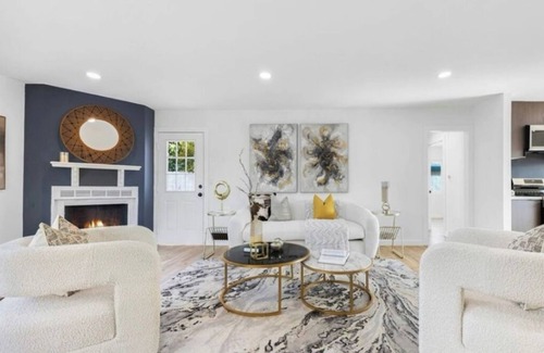 Glendora House | Charming 4-bedrooms villa 2 bathrooms in Glendora.Pet Friendly!