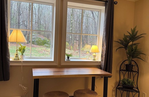 Marlborough House | Charming 4-BR + 6 bathroom chateau with WiFi, in Marlborough view on Monadnock