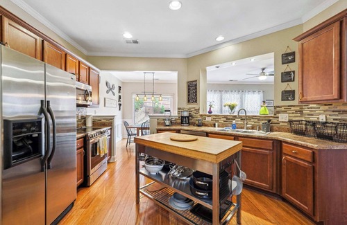 Lawrenceville House | Charming 4BR Getaway in Lawrenceville’s Manchester