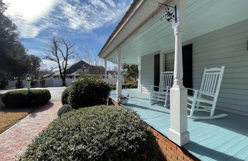 Apex House | Charming 4BR Historic Home with Scenic Views