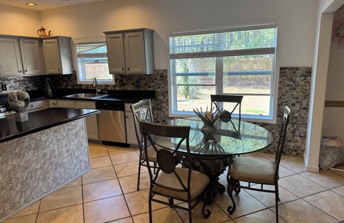 Cliftondale House | Charming 4BR Urban Oasis Near Airport, Downtown & Six Flags!