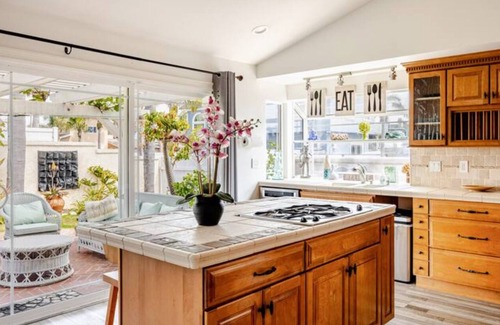 Huntington Beach House | Charming 5-bedroom house in lovely Huntington Beach with WiFi, AC