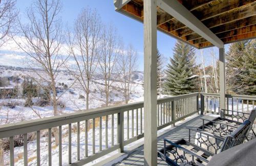 Edwards House | Charming 5BD Mountain Estate Perfect for Families