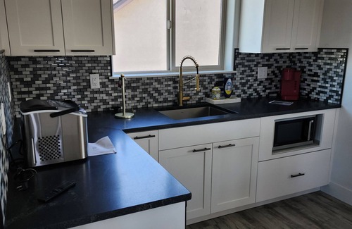 Twin Falls County Apartment | Charming 825 square foot Studio Loft apartment in Kimberly with WiFi, AC