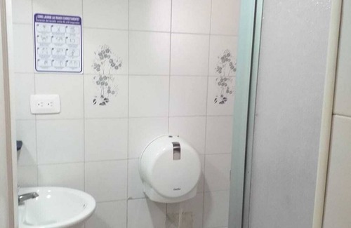 El Rodadero Hotel | Charming! 9 Bedroom hostel. Close to the beach