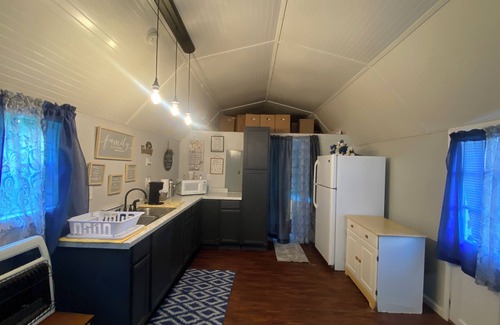 Newland Apartment | Charming accessory unit/studio/tiny home located on family Christmas Tree Farm