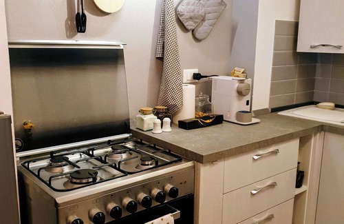 Castelletto Apartment | Charming accommodation in historic setting Carmine district(CIN IT010025C2KYXGYWKK)