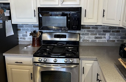 Thendara House | Charming ADK Retreat Walking Distance to Town and River