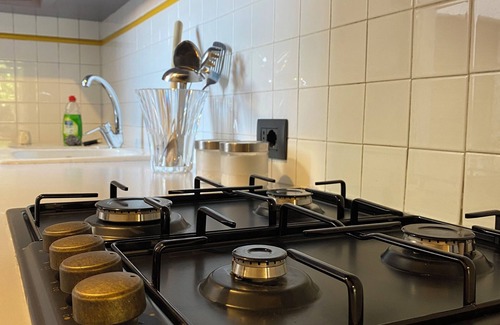 Albenga Apartment | Charming Albenga apartment with A/C, Wi-Fi,near city attractions public transnnn