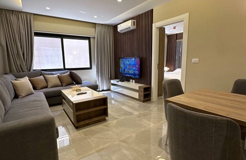 Al Swaifyeh Apartment | Charming Amman Apartment with Electric Heating & WiF