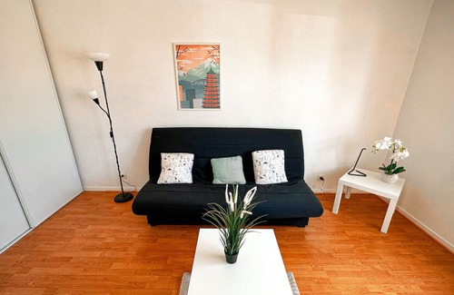 Talence Apartment | Charming and bright studio 10min from Bordeaux