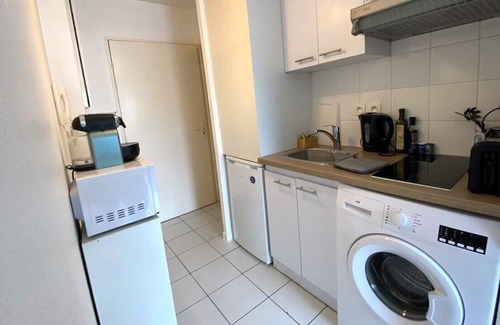 Talence Apartment | Charming and bright studio 10min from Bordeaux