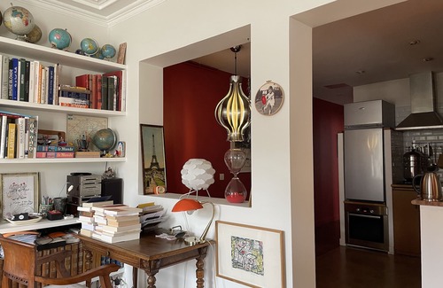 Quartier de la Folie-Mericourt Apartment | Charming and comfortable apartment