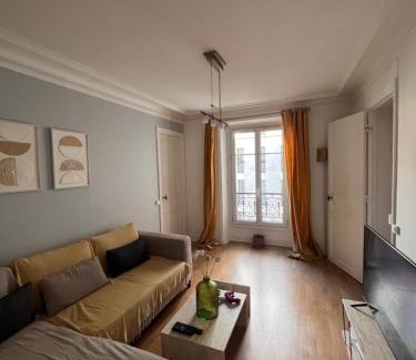 Quartier de la Roquette House | Charming and cosy apartment