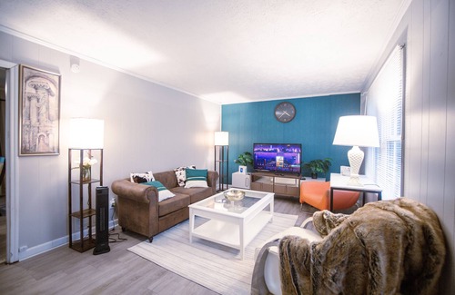 Fort McPherson House | Charming and Cozy Retreat Nestled in the Heart of Atlanta