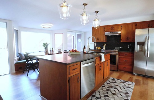 Waitsfield House | Charming and spacious 5BR located in the heart of Waitsfield. Close to amenities