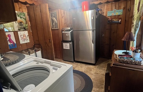 Nekoosa House | Charming and spacious 3-bedroom Lake Camelot house with WiFi and AC in Nekoosa