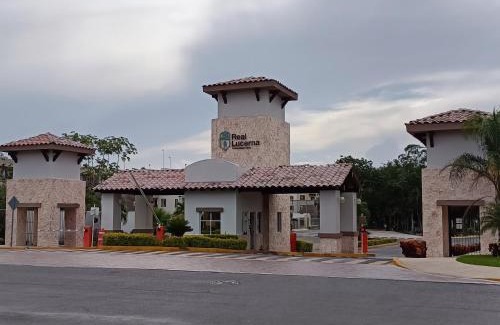 Puerto Juarez Apartment | Charming Apartment HOEStel Reiden!