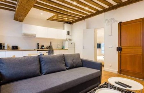 11th Arrondissement Apartment | Charming Apartment -1BR/4P- Bastille