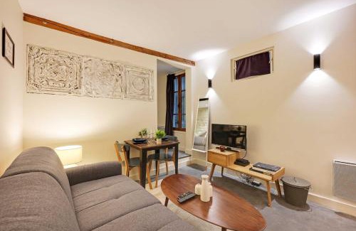 Quartier Sainte-Avoye Apartment | Charming apartment - 1BR- 4P- Arts et métiers