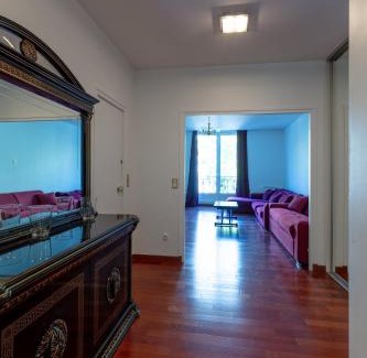 La Celle-sous-Gouzon Apartment | Charming Apartment - Arc de Triomphe