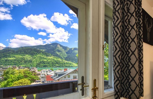 Zell am See Apartment | Charming Apartment in dream location, 5 minutes walk from the ski-lift