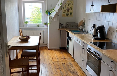 Tempelhof Condo | Charming apartment in Alt-Tempelhof