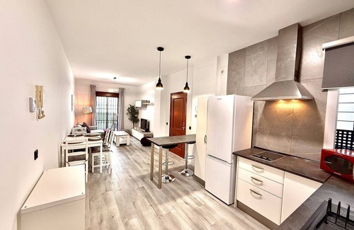 Fontanal-Maria Auxiliadora-Carretera de Carmona Apartment | Charming Apartment in the Heart of Seville