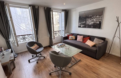 Clignancourt Apartment | Charming Apartment in Montmartre
