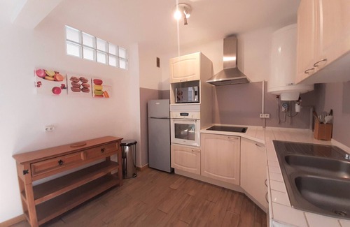 Meze Apartment | Charming apartment in residence on the port of Mèze - furnished with tourism 2 *