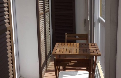 Meze Apartment | Charming apartment in residence on the port of Mèze - furnished with tourism 2 *