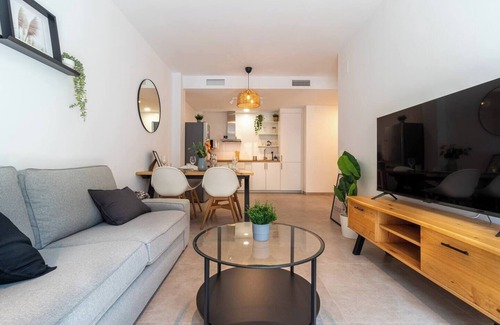 Perchel Sur Apartment | Charming Apartment in the Heart of Málaga