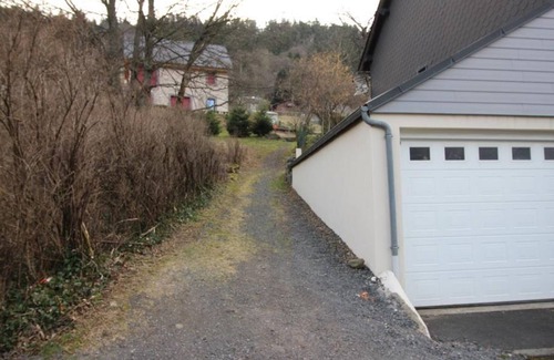 Mont-Dore Apartment | Charming Apartment near Mont-Dore Center with Modern Amenities and Free Wifi