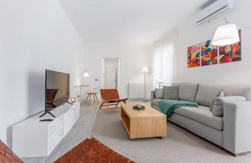 Palacio Apartment | Charming Apartment Near Almudena and Royal Palace Perfect Madrid Stay Royal Palace II