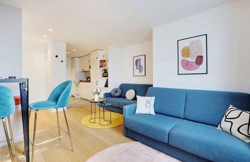 Quartier Saint-Ambroise Apartment | Charming apartment near Marais
