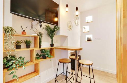 Strasbourg -Saint-Denis Apartment | Charming apartment with AC -1BR-3P- Sentier