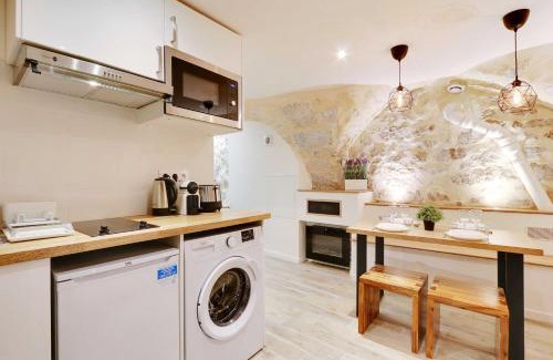 Strasbourg -Saint-Denis Apartment | Charming apartment with AC -1BR-3P- Sentier