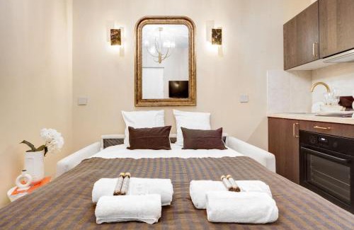 Amerique Apartment | Charming apartment with AC a proximite de Republique
